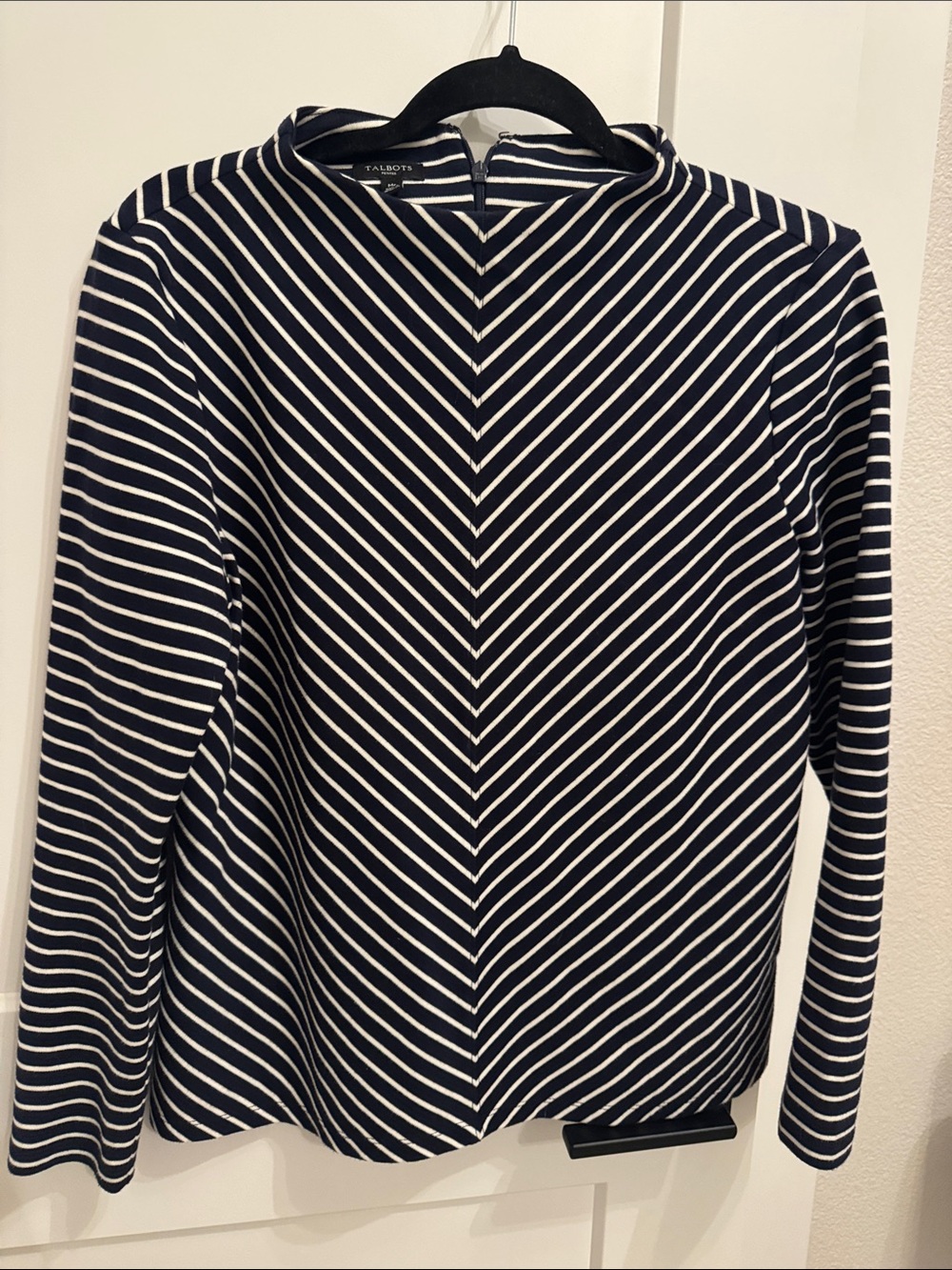 Talbots Navy & White Chevron Stripe Long Sleeve Top